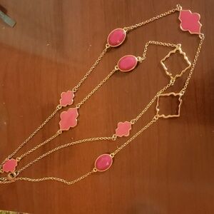 Clover station pink necklace